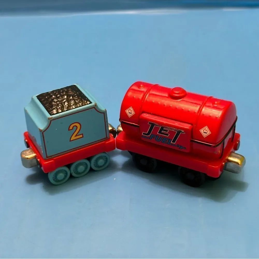 Thomas & Friends Jet Fuel Tanker & Gordon’s Tender Train